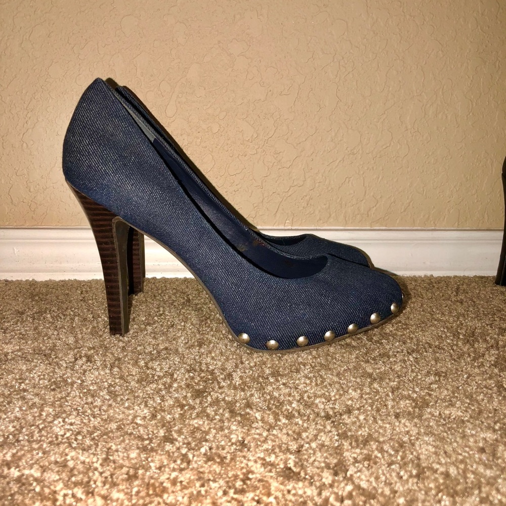 BCBG Denim Studded Heels! 💥